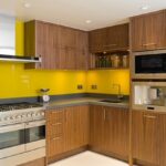 Glass splashback